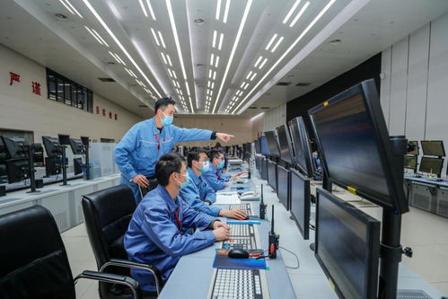 新華全媒+ | 智能巡檢、智慧施工、智控工廠——記者實(shí)地探訪5G+工業(yè)互聯(lián)網(wǎng)應(yīng)用成效